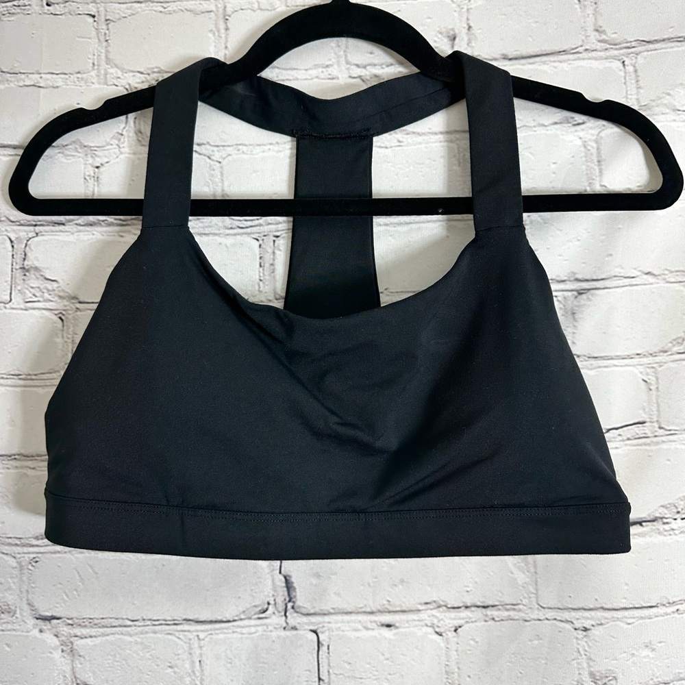 GapFit Sports Bra